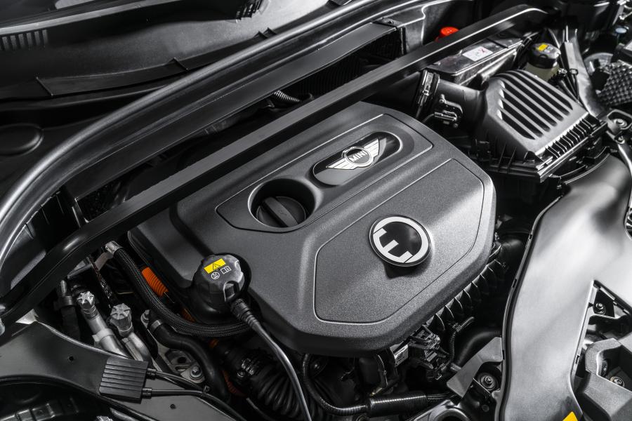  Mini Cooper S E Countryman ALL4 (F60) 2017 года  (WW) (фото 37 из 173)